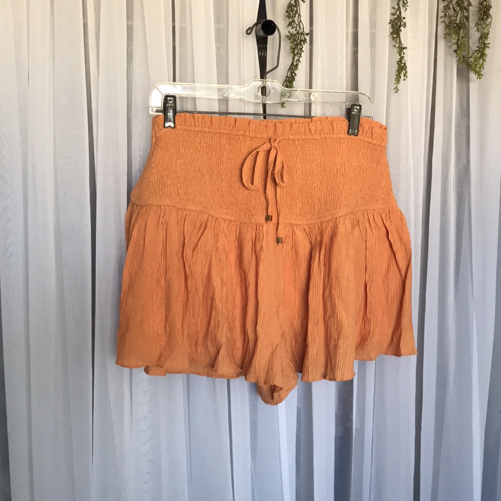 Smocked Waist Textured Flowy Shorts